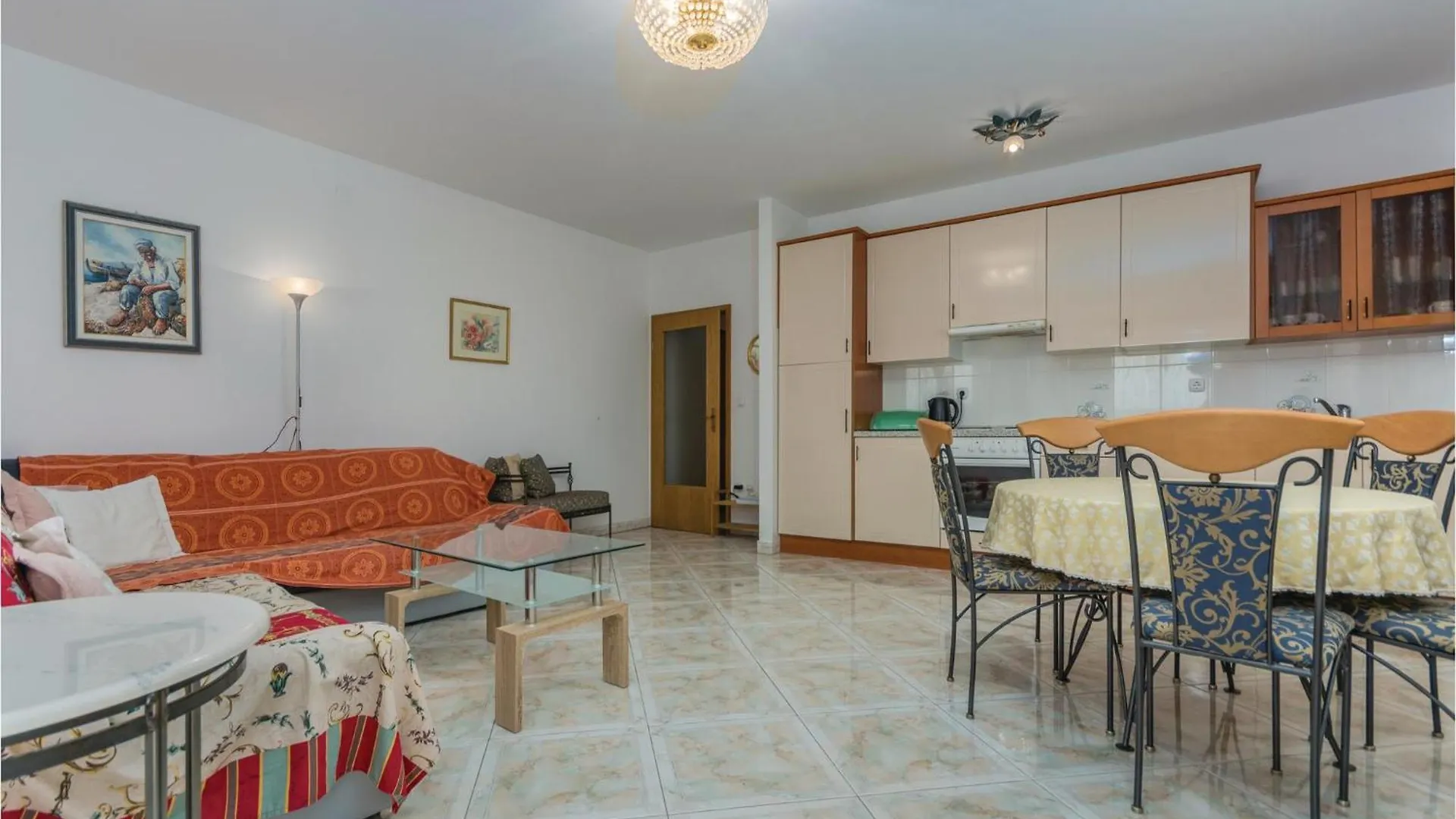 Cozy Apartment In Zambratija With Kitchen Croatia
